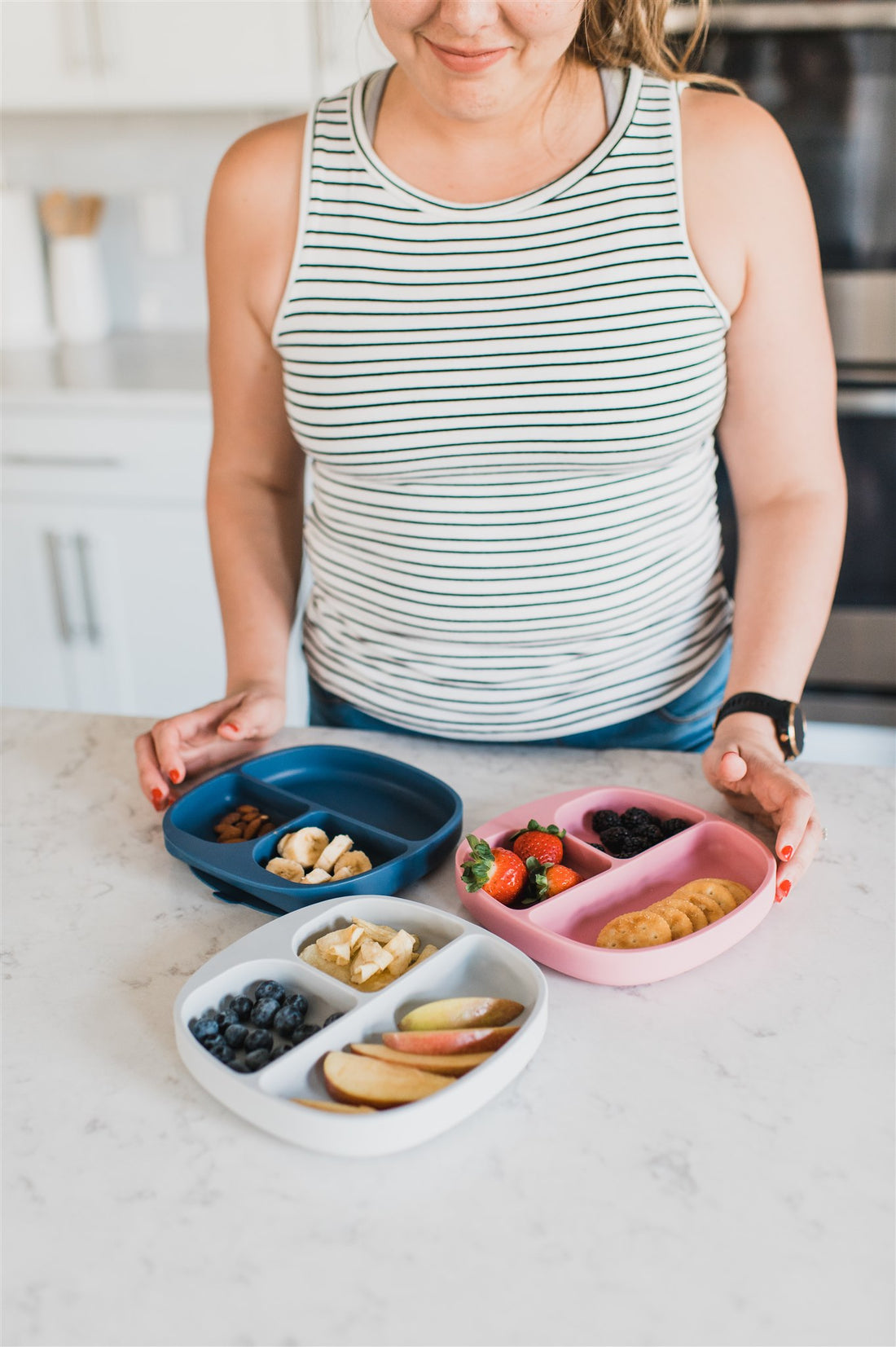 Meal prep with Dreamroo's silicone divided suction plates