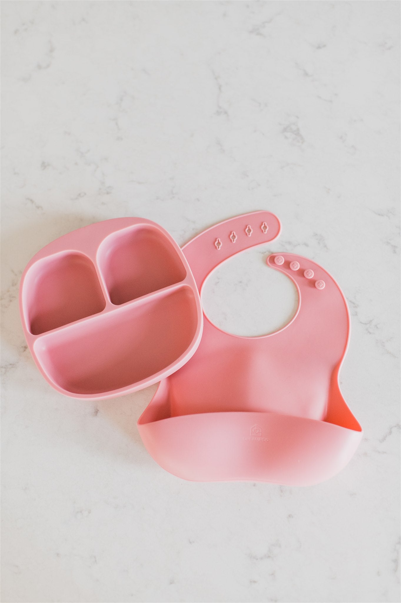 Baby Feeding Set | Suction Plate & Silicone Bib