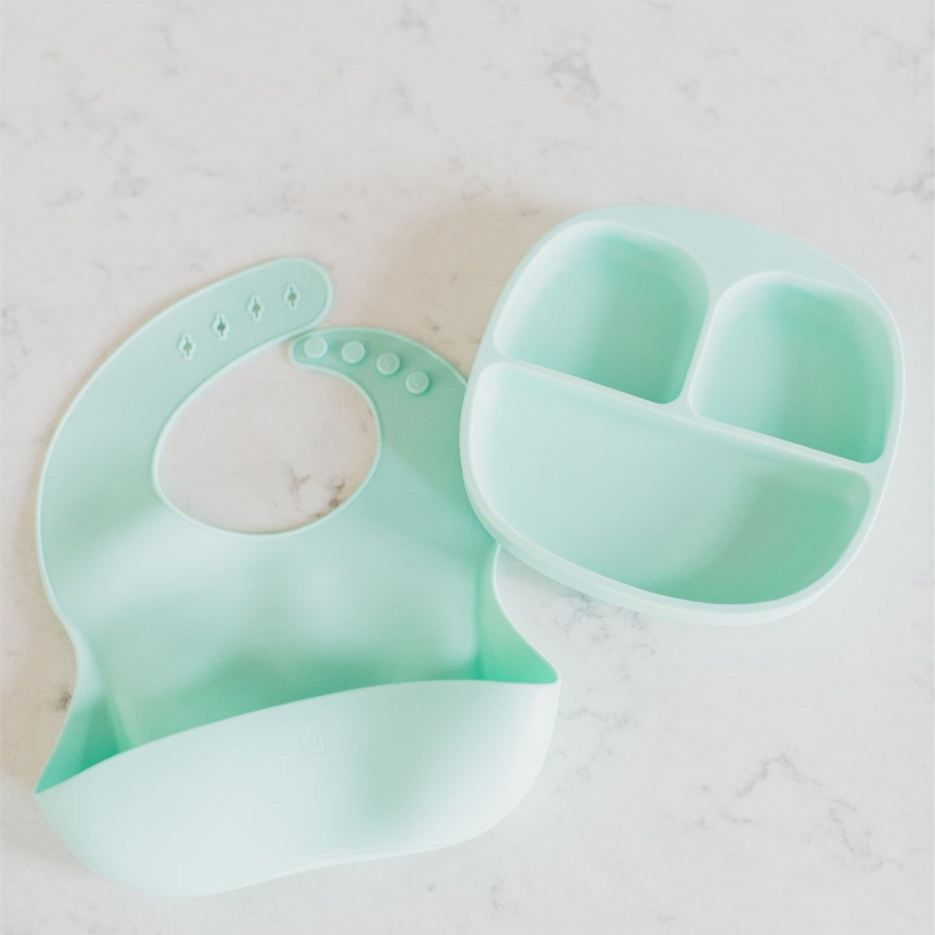 Baby Feeding Set | Suction Plate & Silicone Bib